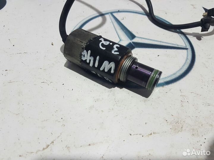 Клапан рулевого редуктора Мерседес W140