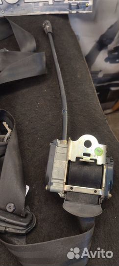 Ремень безопасности Audi 100 C4