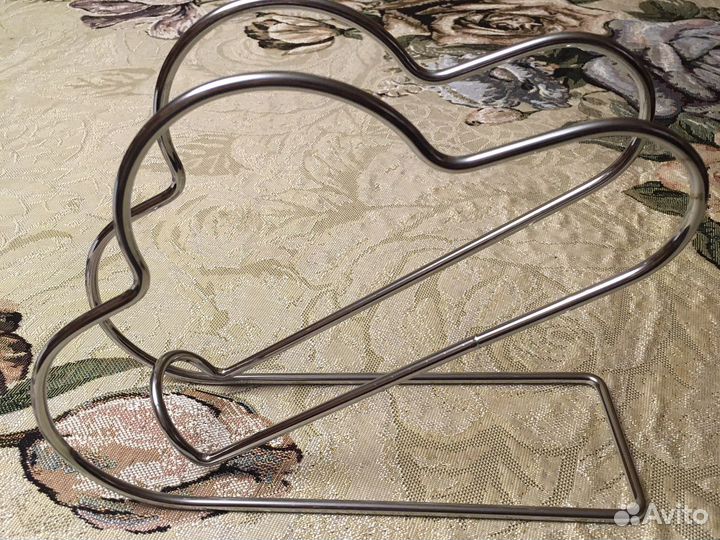 Подставка для винных бутылок