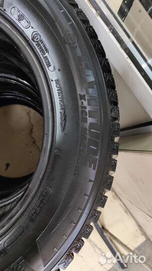 Michelin Latitude X-Ice North 225/65 R17 102