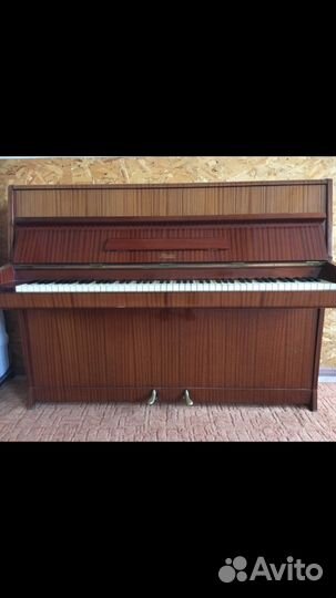 Чешское пианино Рослер(Rosler) от завода Petrof