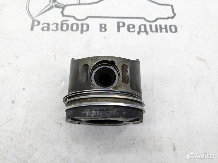 Поршень дизель w904 Sprinter 612.981