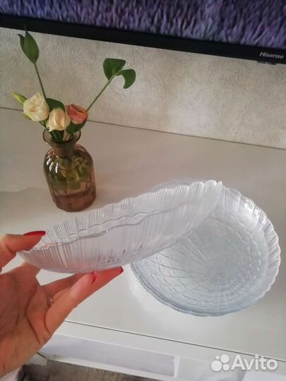Стеклянные тарелки