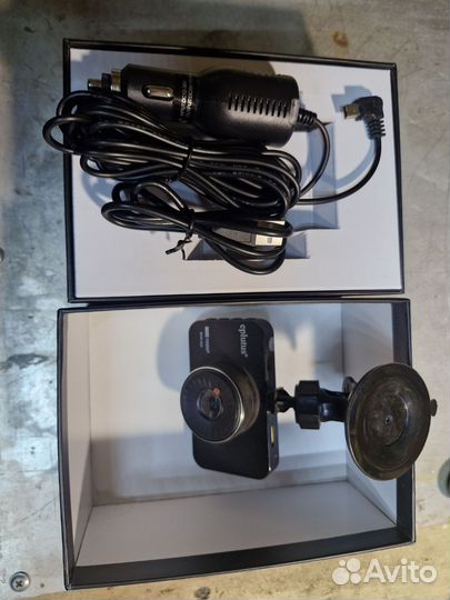 Видеорегистратор eplutus DVR-930