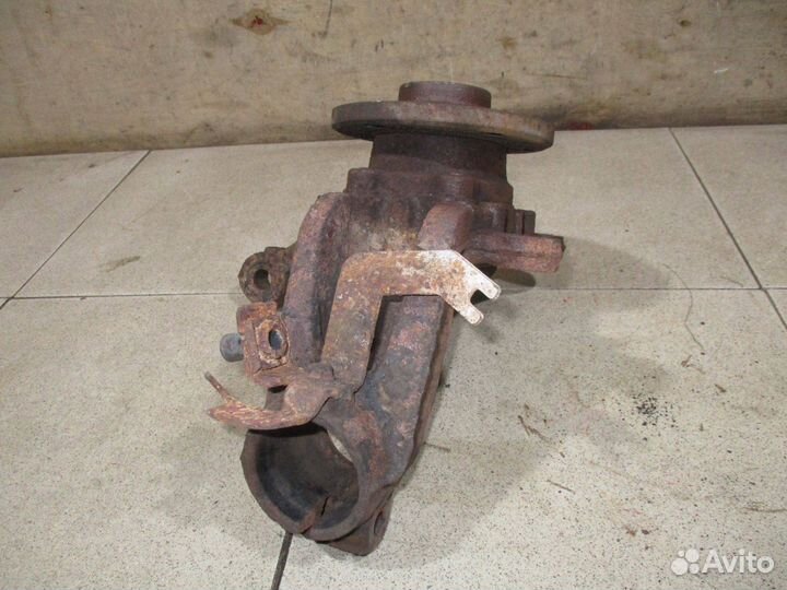 Кулак поворотный передний левый Skoda Yeti (5L)