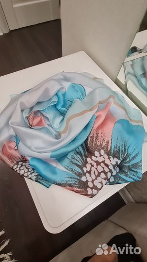 Шаль шарф новый Mascotte