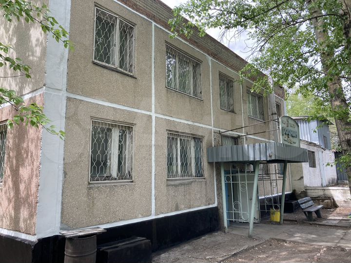 Здание, 1320 м²
