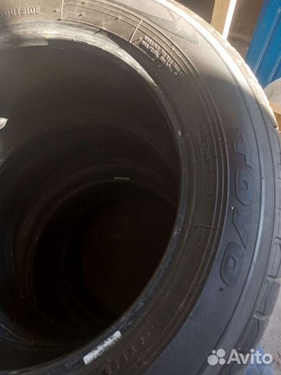 Toyo Tranpath MPZ 215/60 R17 96H