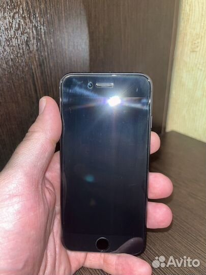 iPhone SE (2020), 128 ГБ