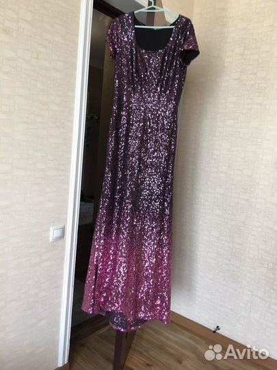 Платье вечернее