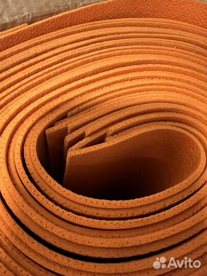 Коврики для йоги фитнеса