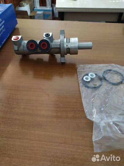 Тормозной цилиндр (оригинал) Рено Мастер