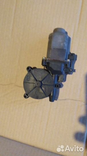 Моторчик эсп стекло подъёмника поло класик 3 96