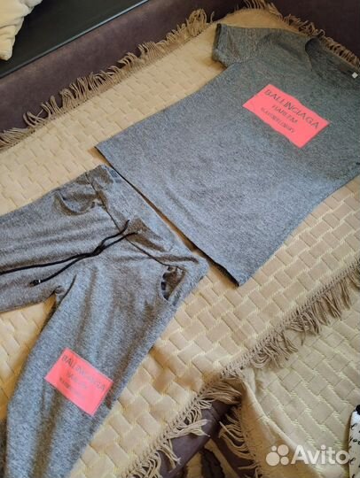 Женские вещи