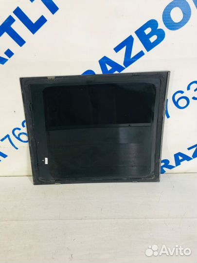 Форточка левая skoda yeti 1 рест 1.6 MT