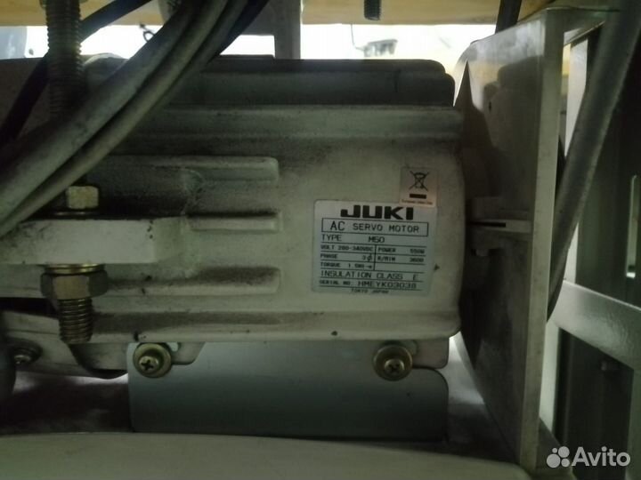 Промышленная прямострочная машина Juki DDL 8700-7