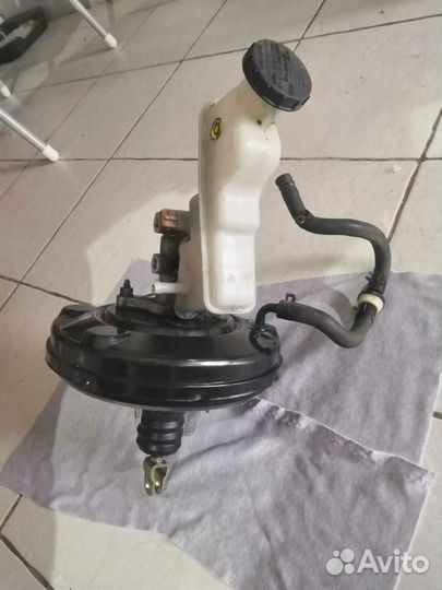 Вакумный усилитель тормозов всборе с главным тормо
