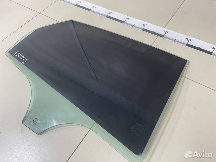 Стекло двери задней правой Ford Focus 3 2011