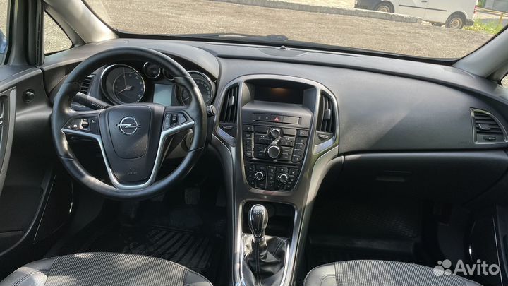 Opel Astra 1.6 МТ, 2012, 182 200 км