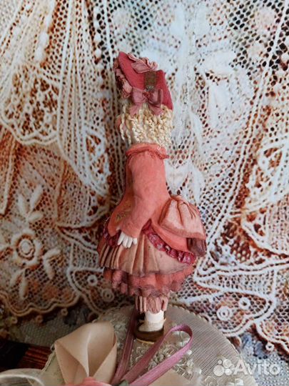 Ватная елочная игрушка по мотивам кукол брю