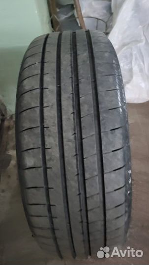 Goodyear Eagle F1 Asymmetric SUV 235/50 R18 106N