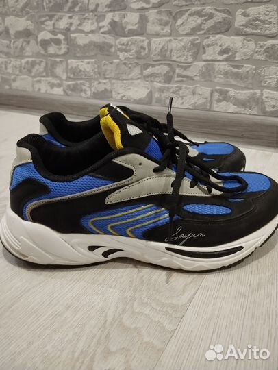 Кроссовки мужские 40 размер