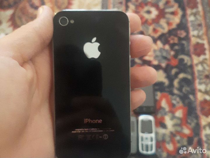 iPhone 4, 8 ГБ