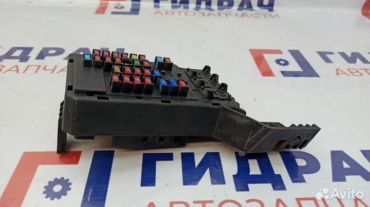 Блок предохранителей салонный Geely Emgrand EC7 10