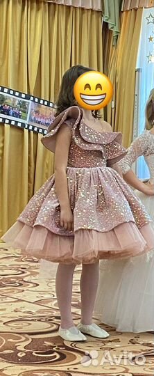 Нарядное платье