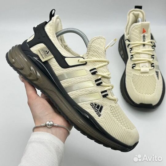 Кроссовки Adidas