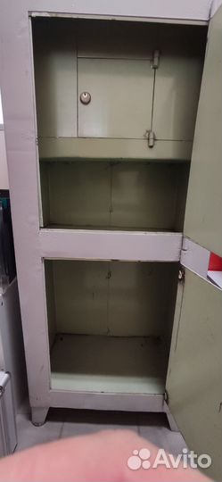 Сейф металлический