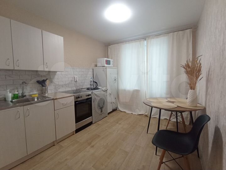 1-к. квартира, 40 м², 8/14 эт.