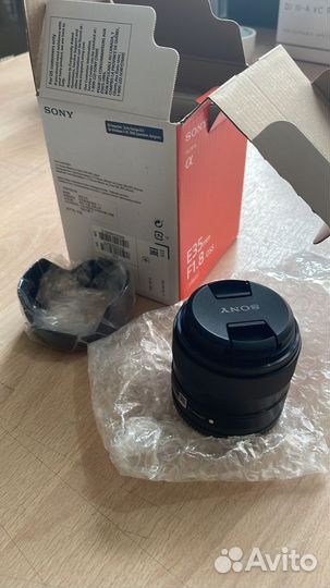 Объектив Sony E 35mm f/1.8 OSS