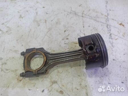 Поршень с шатуном Mercedes W208 CLK