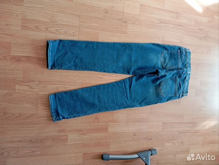 Джинсы