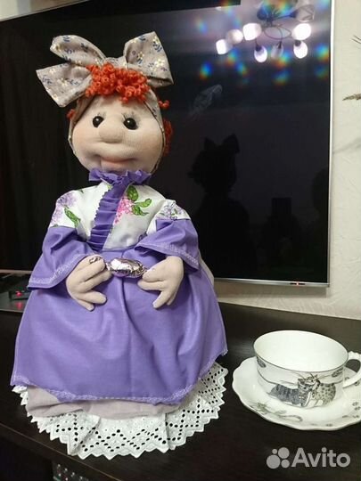 Кукла грелка на чайник
