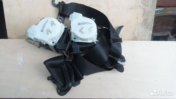 Ремень натяжитель безопасности BMW E90 E81 E87 E91