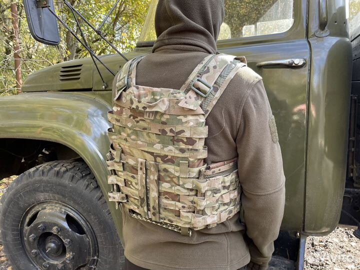 Тактический жилет с подсумками