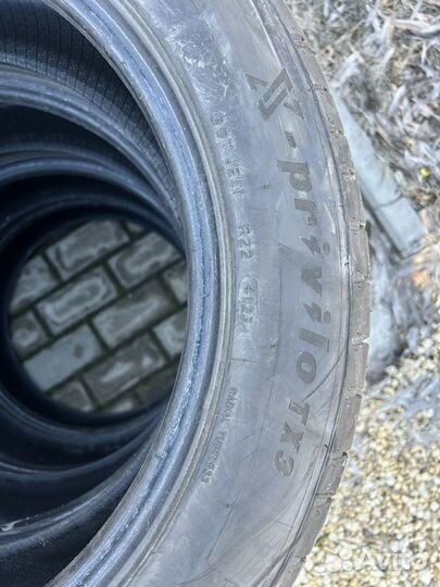 Tracmax X-Privilo TX3 215/55 R18 99V