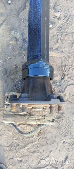Ось тракторной телеги