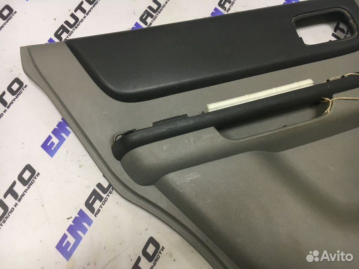 Обшивка двери задней левой Ниссан Икс-Трейл Т30