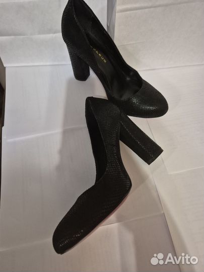 Туфли женские