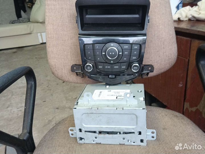 Магнитола chevrolet cruze
