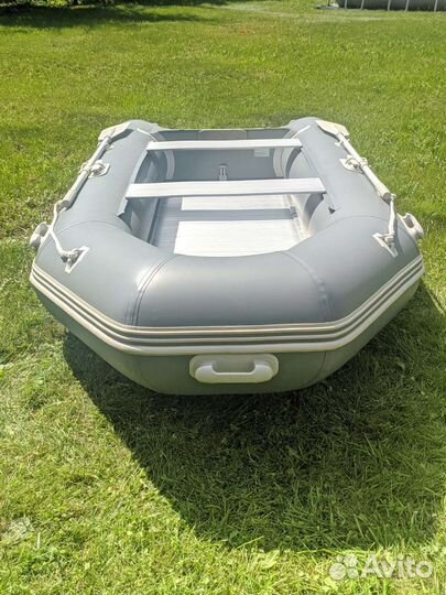 Продам лодку Yachtmarin S 330