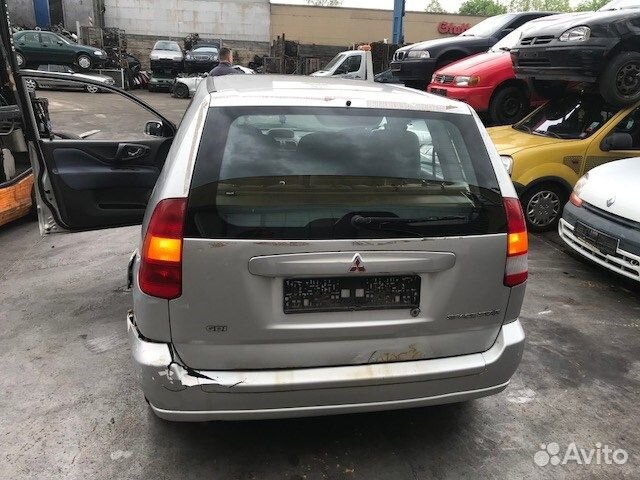 Разбор на запчасти Mitsubishi Space Star