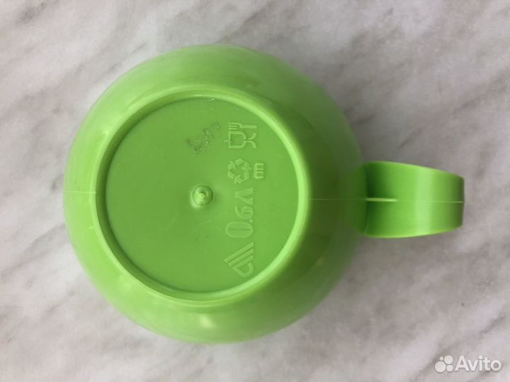 Пластиковая кружка 0.6 л