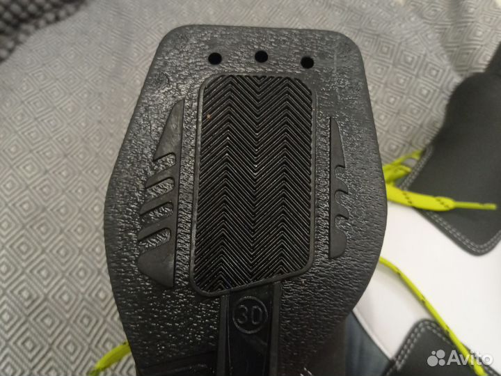 Лыжные ботинки quechua 30рр