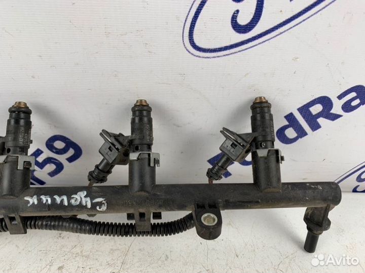 Рампа топливная Renault Scenic 3 JZ1B 1.6