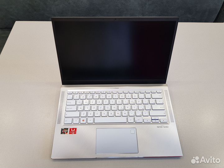 Asus Zenbook UM431D (IPS/Ryzen 5/8Gb/SSD 512)