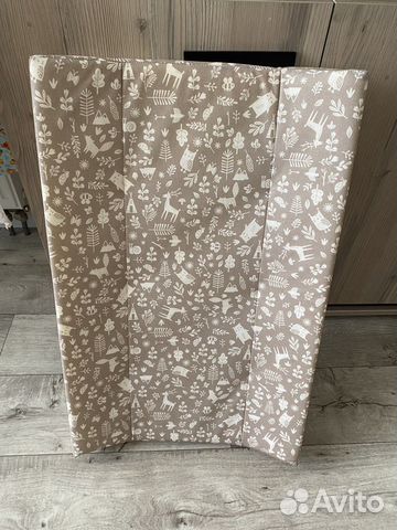 Пеленальная доска на кроватку